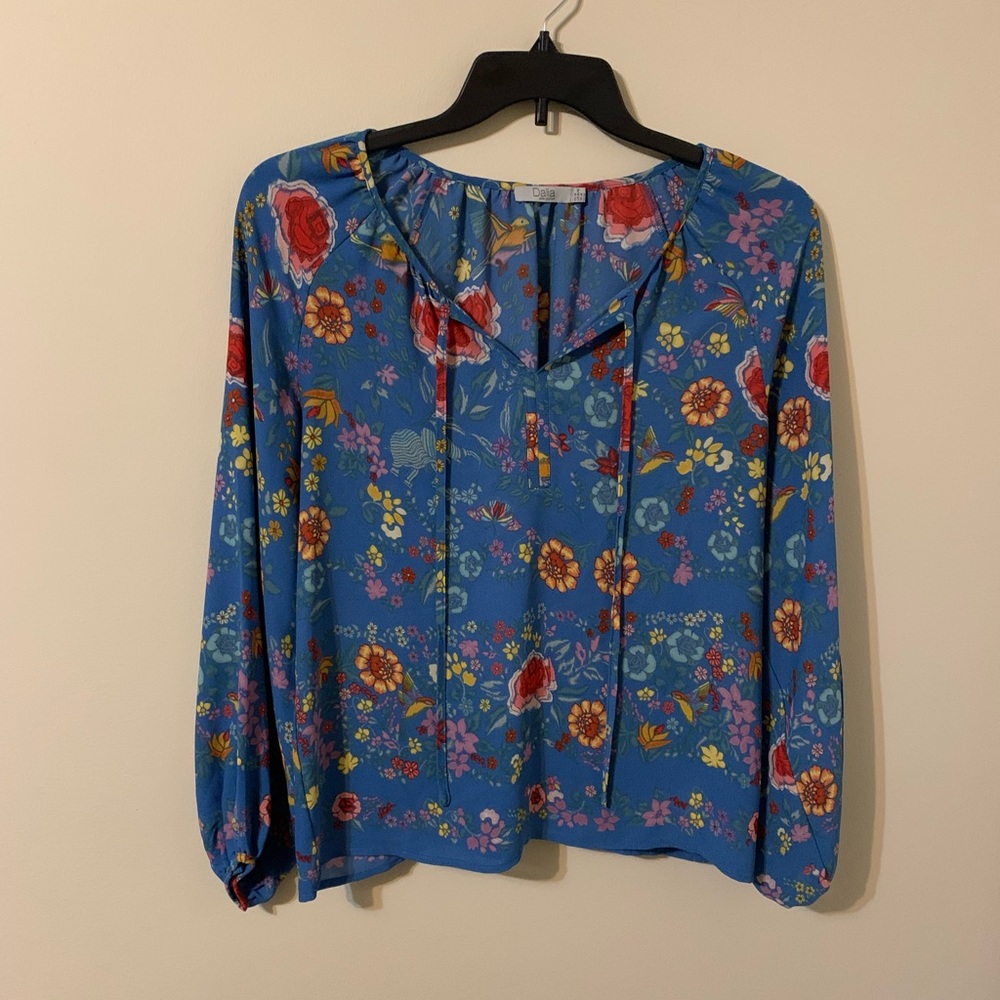 DALIA Floral Top size Medium - Picture 12 of 13